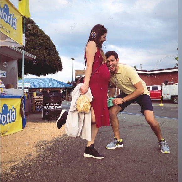 Future mom, Diana - Picture 2 of 3